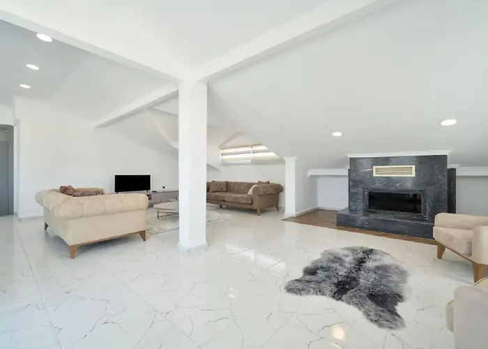 Willa Private With Pool In Fethiye, Close To The Coastal Walkway, In The Center