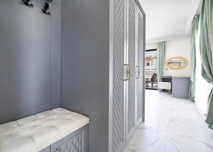 Private With Pool In Fethiye, Close To The Coastal Walkway, In The Center Willa