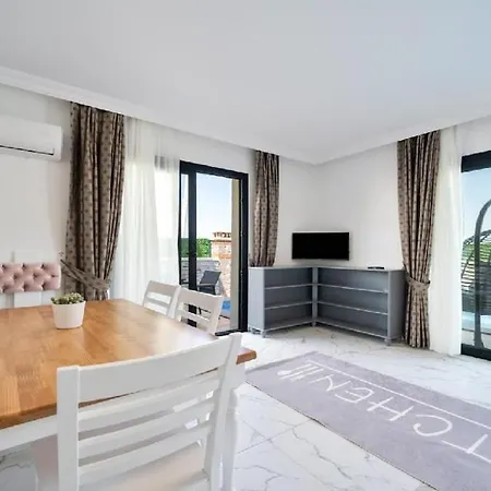 Private With Pool In Fethiye, Close To The Coastal Walkway, In The Center Фетхие