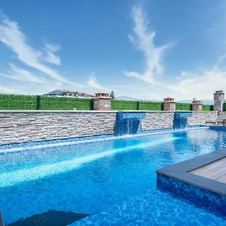 Private With Pool In Fethiye, Close To The Coastal Walkway, In The Center Вилла *