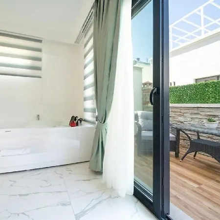 Villa Private With Pool In Fethiye, Close To The Coastal Walkway, In The Center *