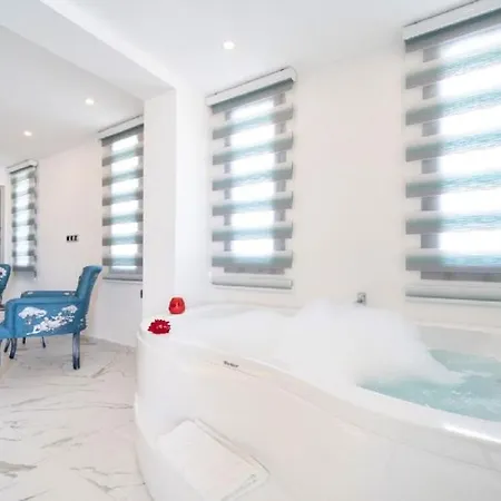 Private With Pool In Fethiye, Close To The Coastal Walkway, In The Center Fethiye