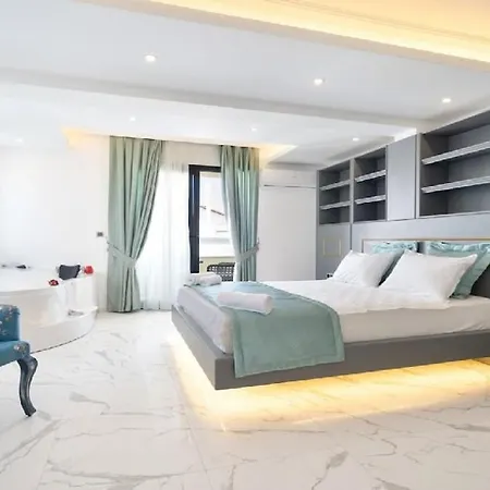 Private With Pool In Fethiye, Close To The Coastal Walkway, In The Center Вилла Фетхие