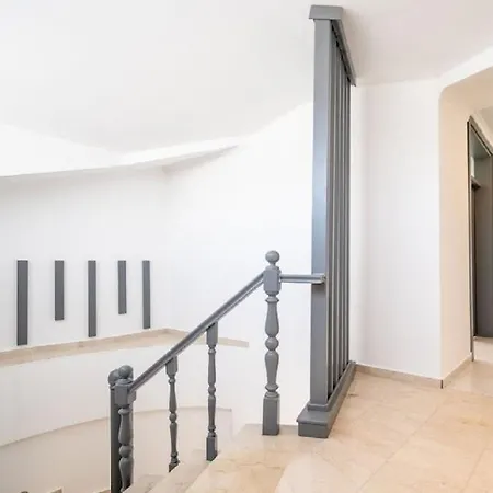 Private With Pool In Fethiye, Close To The Coastal Walkway, In The Center Вилла Фетхие
