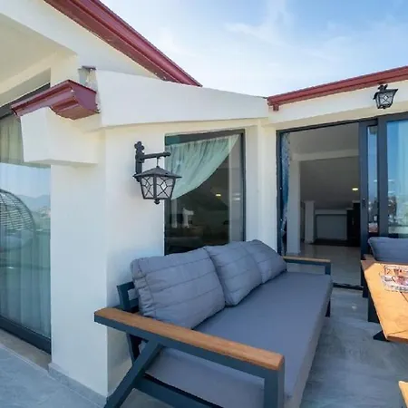 Villa Private With Pool In Fethiye, Close To The Coastal Walkway, In The Center