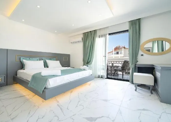 Private With Pool In Fethiye, Close To The Coastal Walkway, In The Center Fethiye