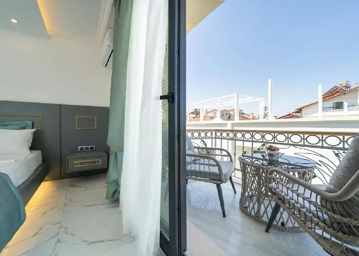 Villa Private With Pool In Fethiye, Close To The Coastal Walkway, In The Center *