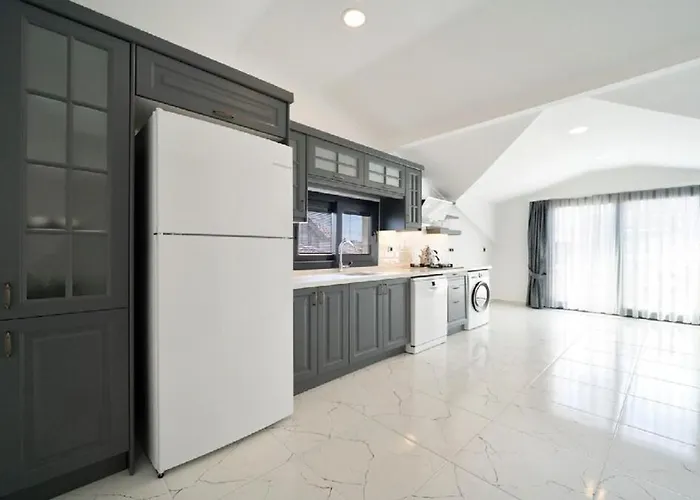 Villa Private With Pool In Fethiye, Close To The Coastal Walkway, In The Center *