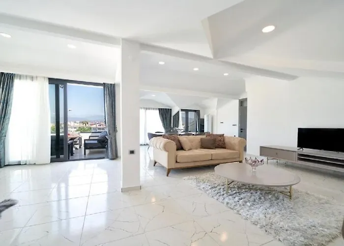 Private With Pool In Fethiye, Close To The Coastal Walkway, In The Center * Fethiye