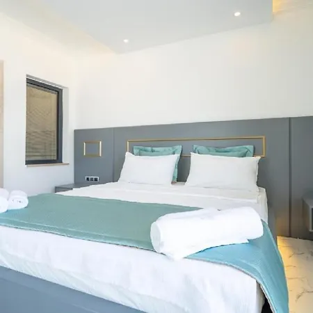 Private With Pool In Fethiye, Close To The Coastal Walkway, In The Center Villa Fethiye