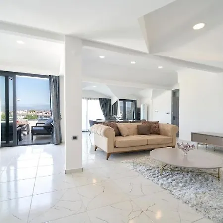 Private With Pool In Fethiye, Close To The Coastal Walkway, In The Center * Fethiye